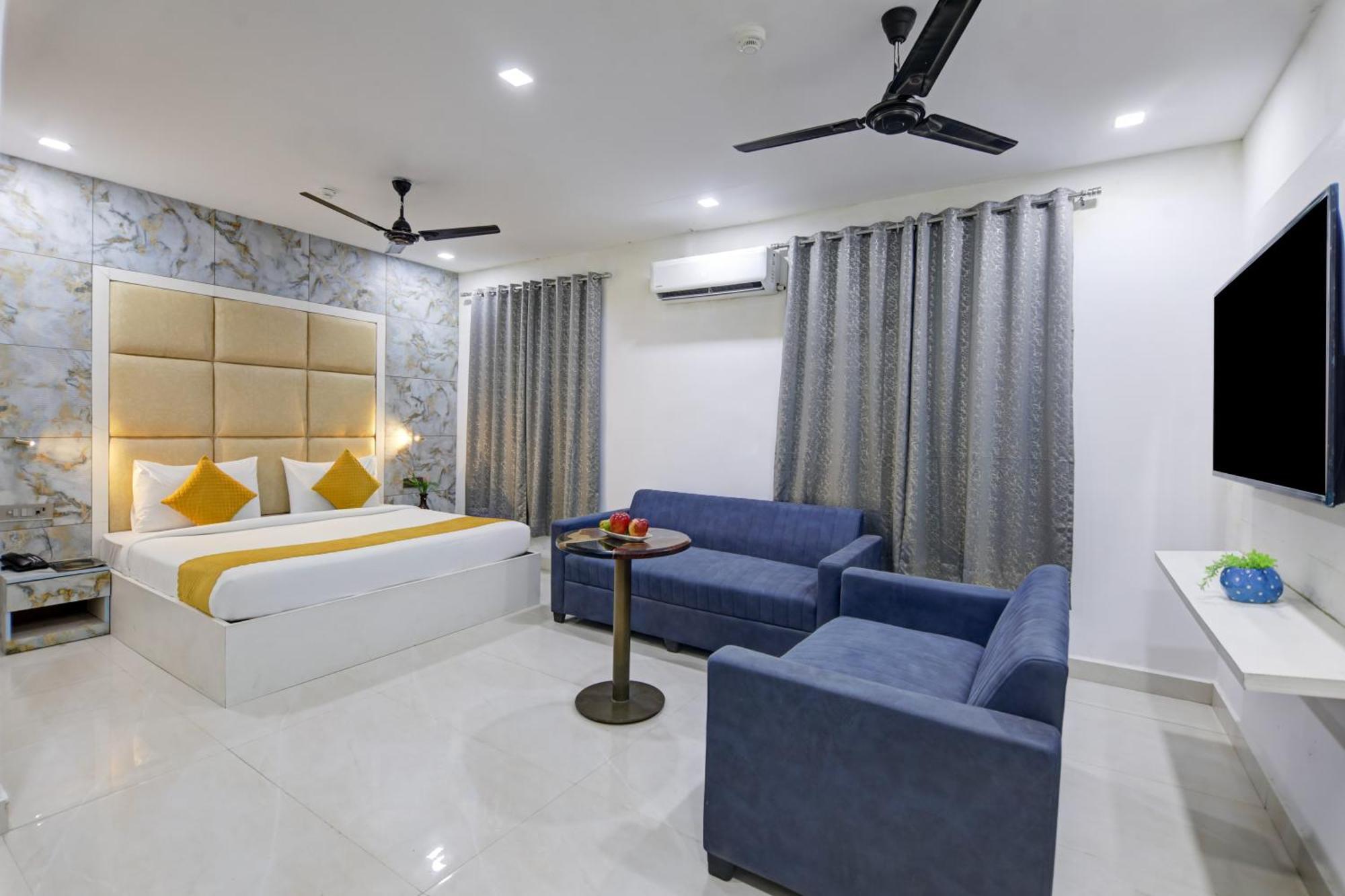 Status By Hotel The Emporio Ghaziabad Zewnętrze zdjęcie