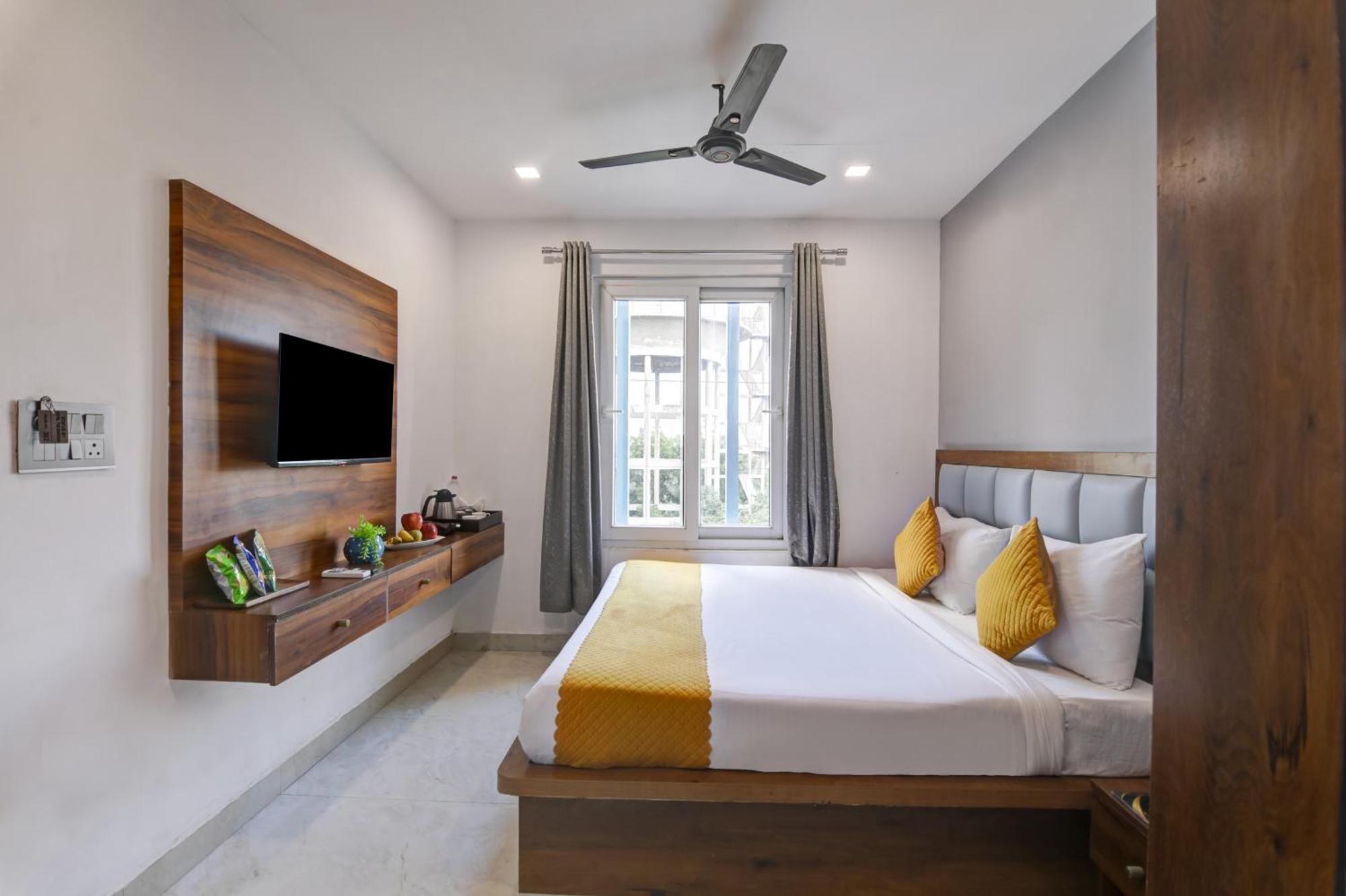 Status By Hotel The Emporio Ghaziabad Zewnętrze zdjęcie