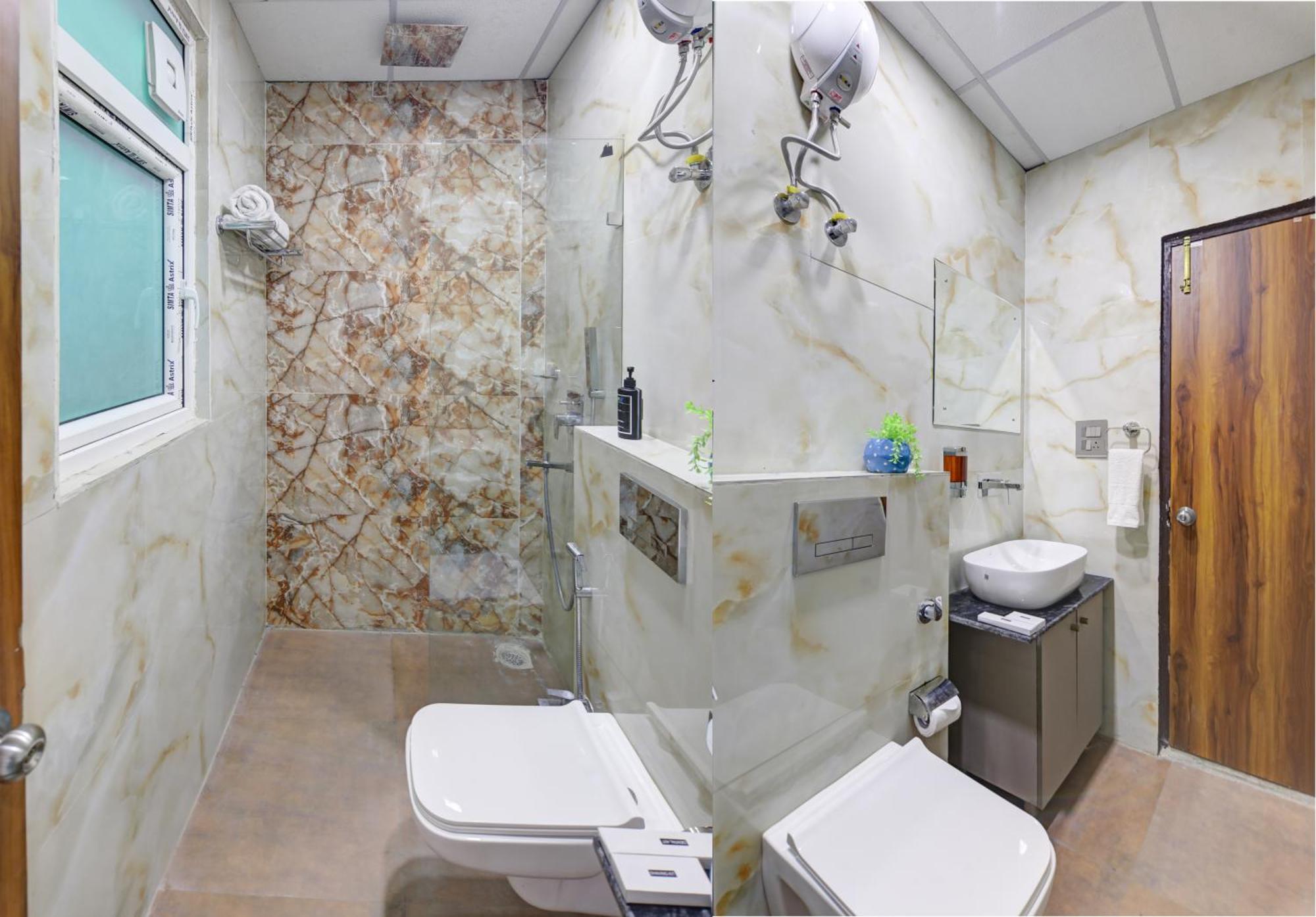Status By Hotel The Emporio Ghaziabad Zewnętrze zdjęcie